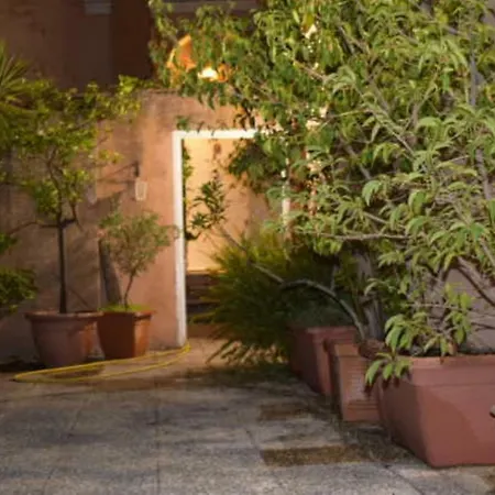 Appartamento Elegant Attic With Terrace 1 Mt Subway. Nidoluisa Roma