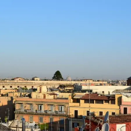 Appartamento Elegant Attic With Terrace 1 Mt Subway. Nidoluisa